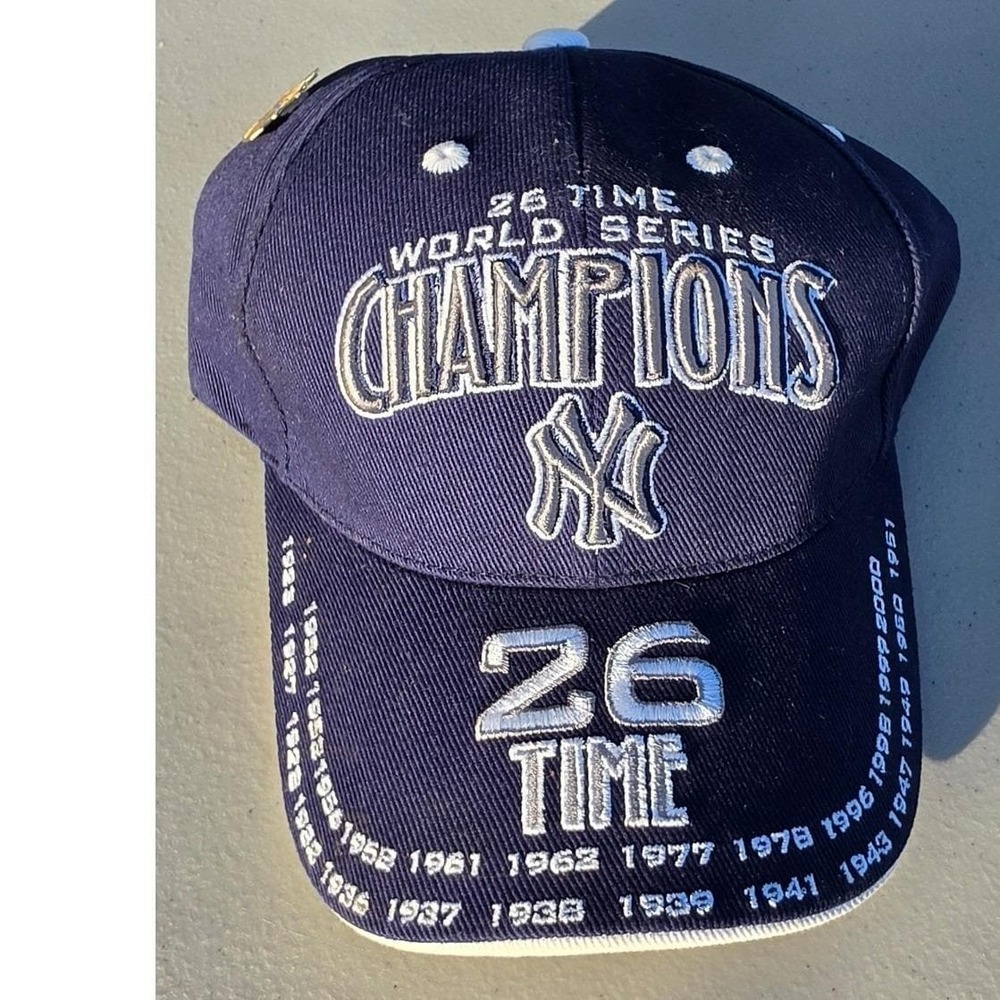 New York Yankees 26 Time World Series Champions Hat MLB Cap WITH PIN 75th Navy